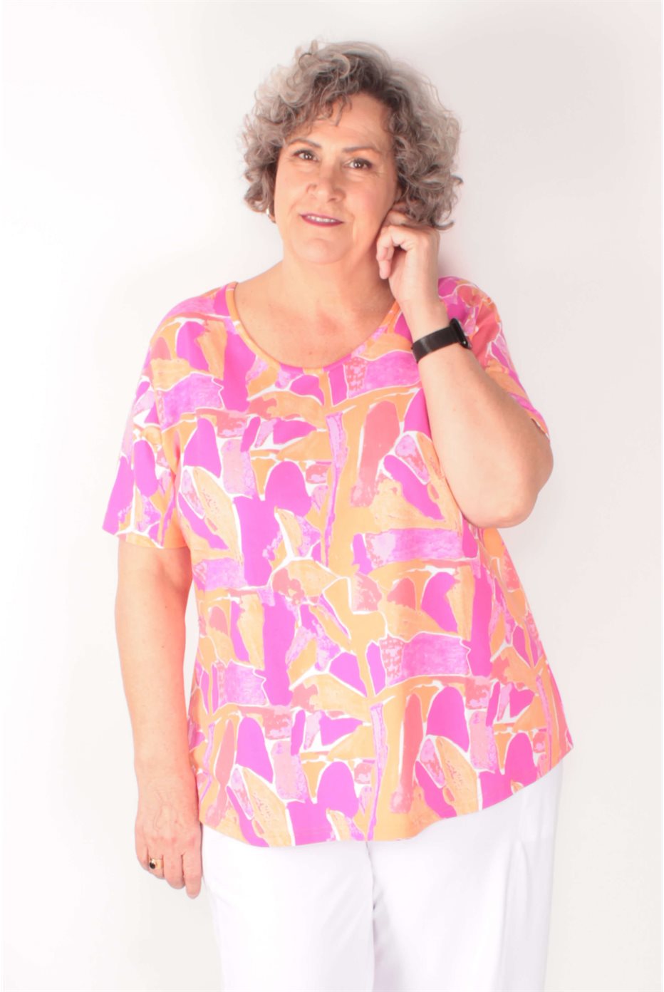 Katie S / S Tee Fushia